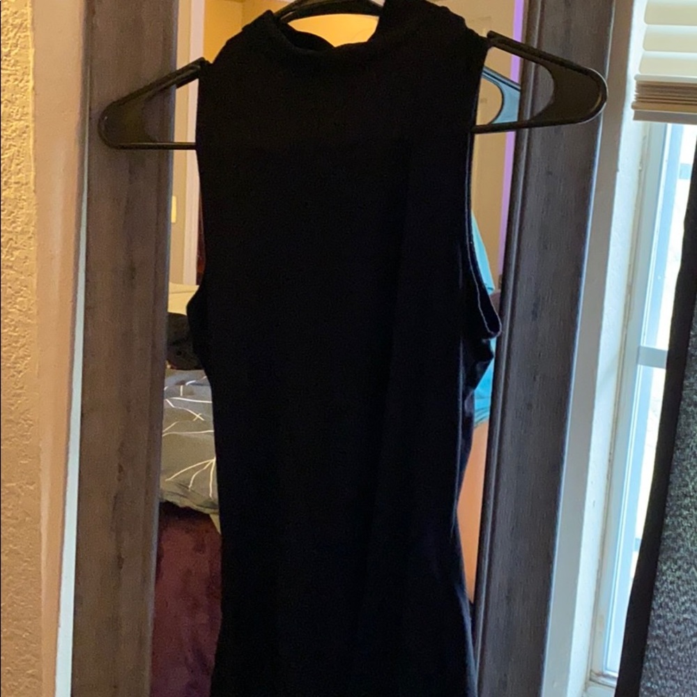Black tank top turtle neck